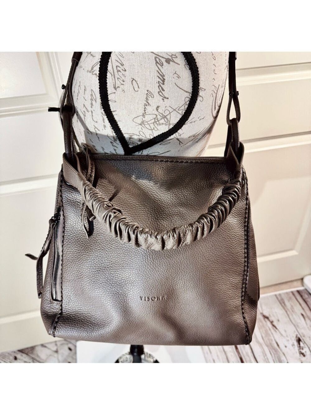Visona California Wenge Taupe Leather Shoulder Bag